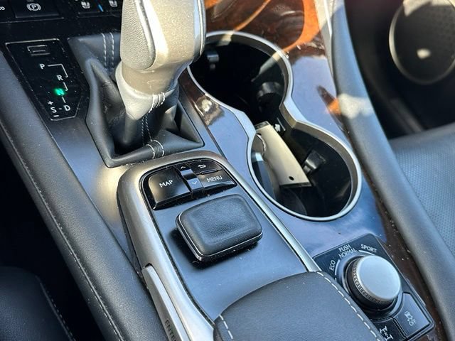 Used 2019 Lexus RX 350 AWD w/ Navigation Package image 17
