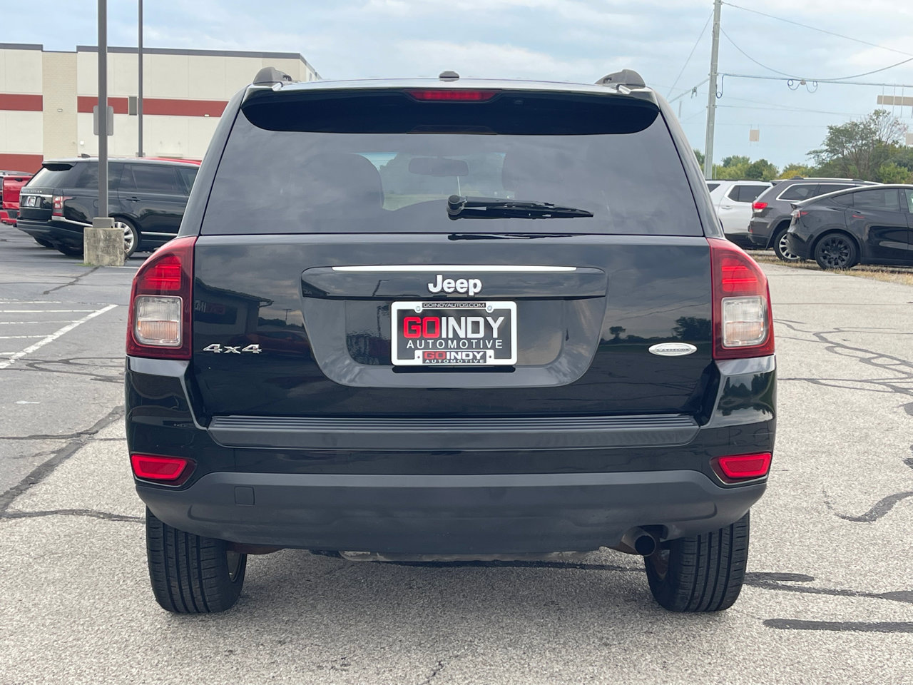 Used 2016 Jeep Compass Latitude image 4