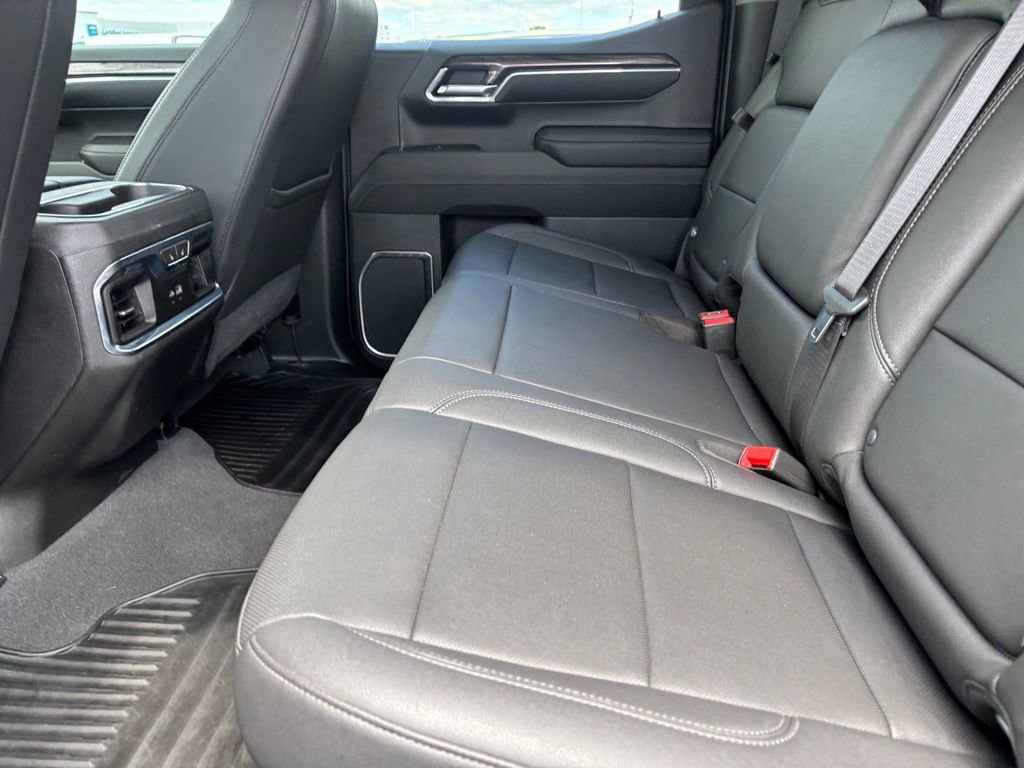 Used 2024 Chevrolet Silverado 1500 LTZ w/ Technology Package image 24