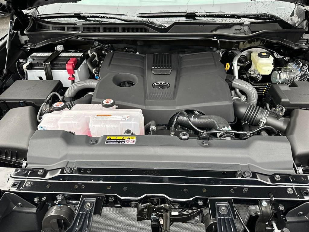 New 2025 Toyota Tundra SR5 image 28