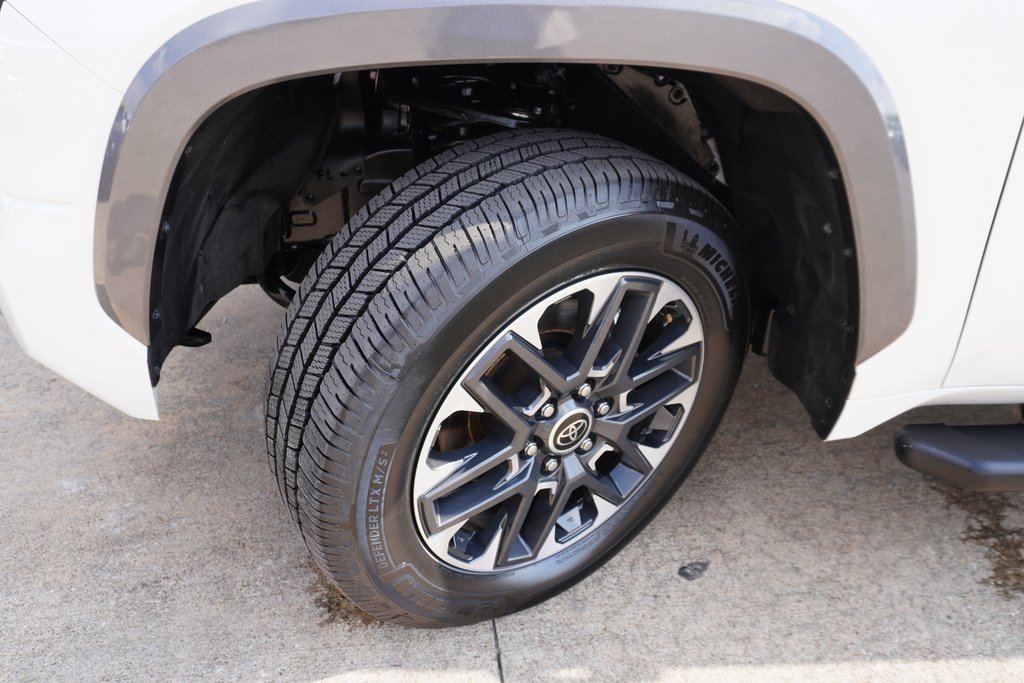 Used 2024 Toyota Tundra Limited image 30