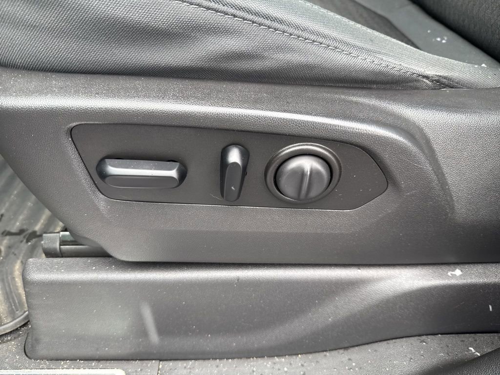 Used 2019 Chevrolet Silverado 1500 RST w/ All-Star Edition image 17