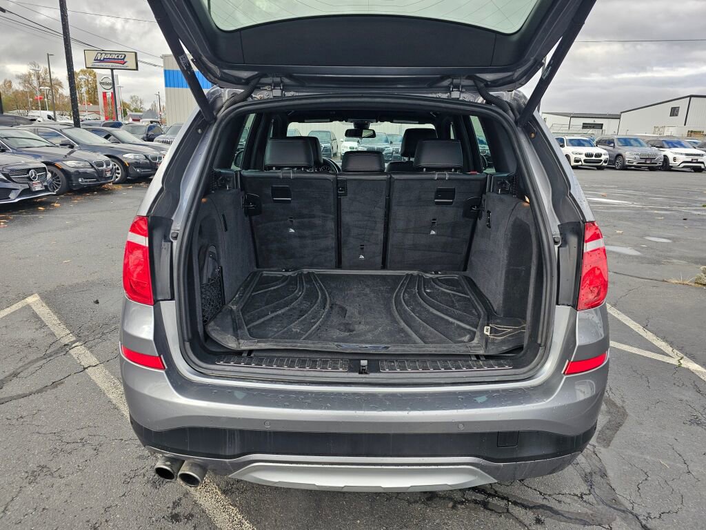 Used 2017 BMW X3 xDrive28i image 13
