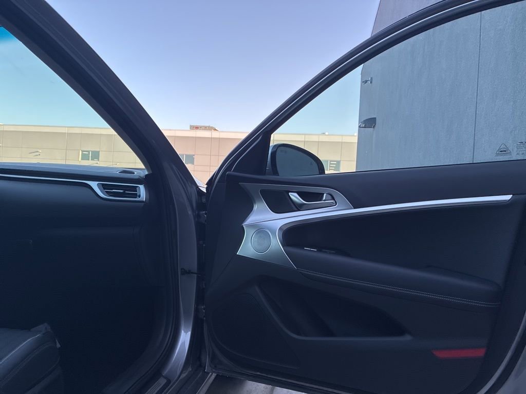 New 2026 Genesis G70 2.5T Prestige RWD image 9