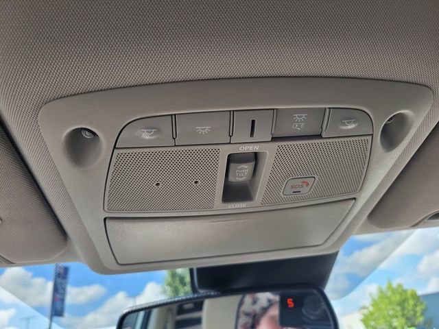 Used 2017 Nissan Rogue SL w/ SL Premium Package AWD/4WD image 23