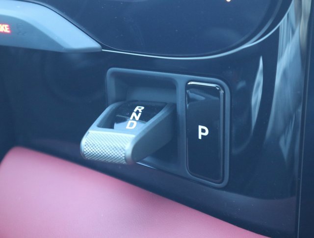 Used 2024 Porsche Taycan 4S image 18