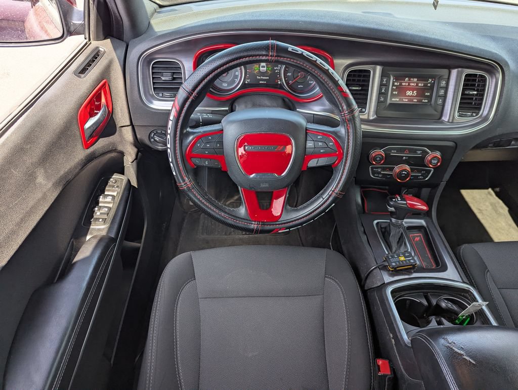 Used 2017 Dodge Charger SE RWD image 25