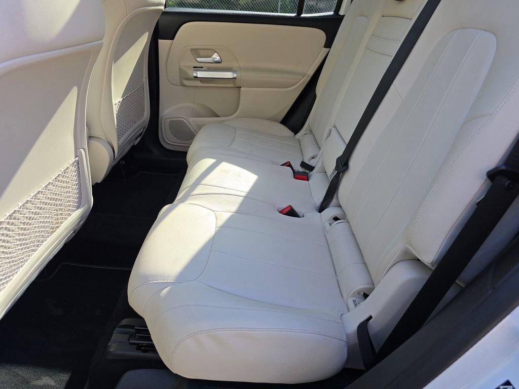 Used 2022 Mercedes-Benz GLB 250 image 22