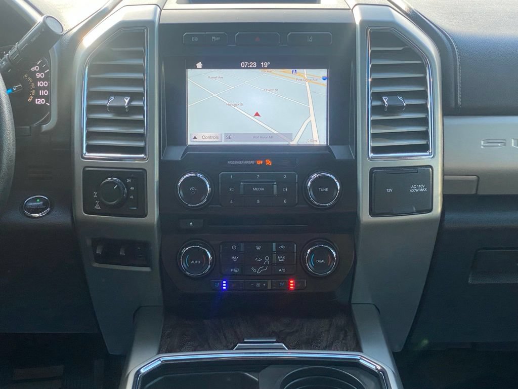 Used 2017 Ford F250 Lariat w/ Lariat Ultimate Package AWD/4WD image 25