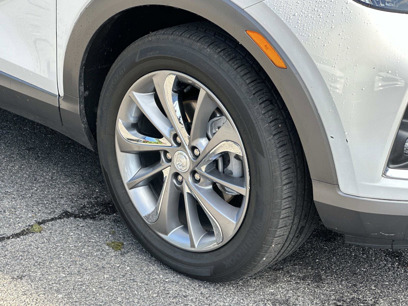 Used 2023 Buick Encore GX Essence w/ Experience Buick Package image 11