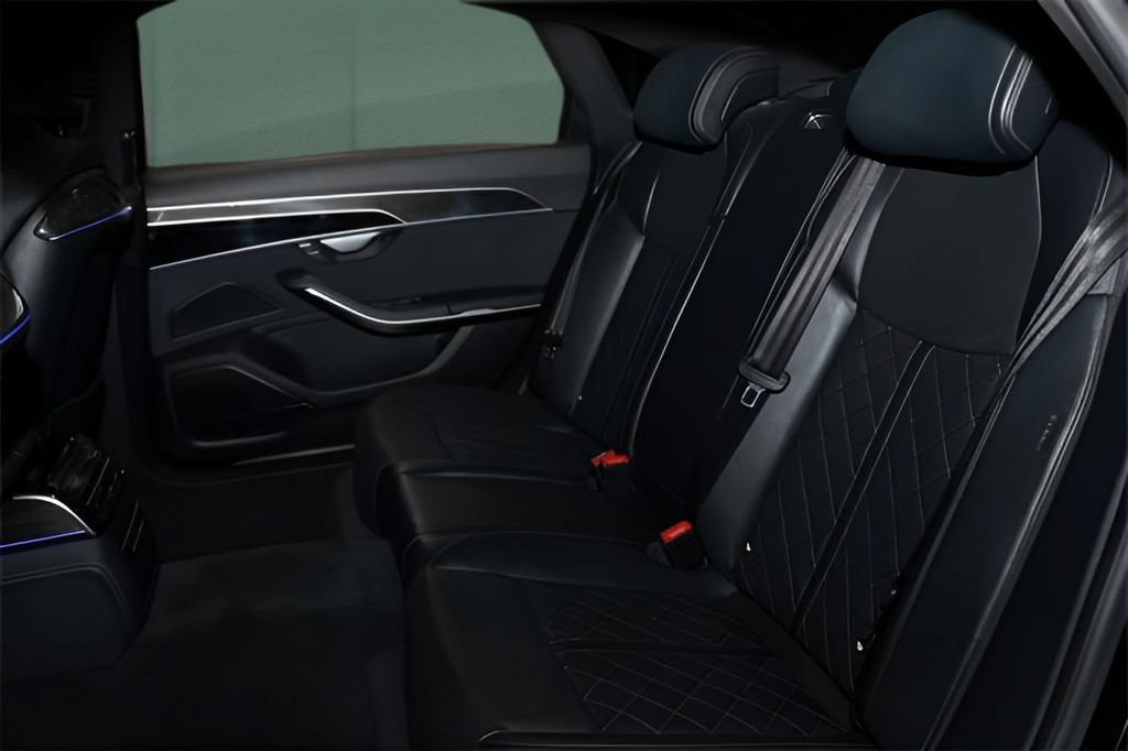 Used 2022 Audi S8 w/ S8 Executive Package AWD/4WD image 13