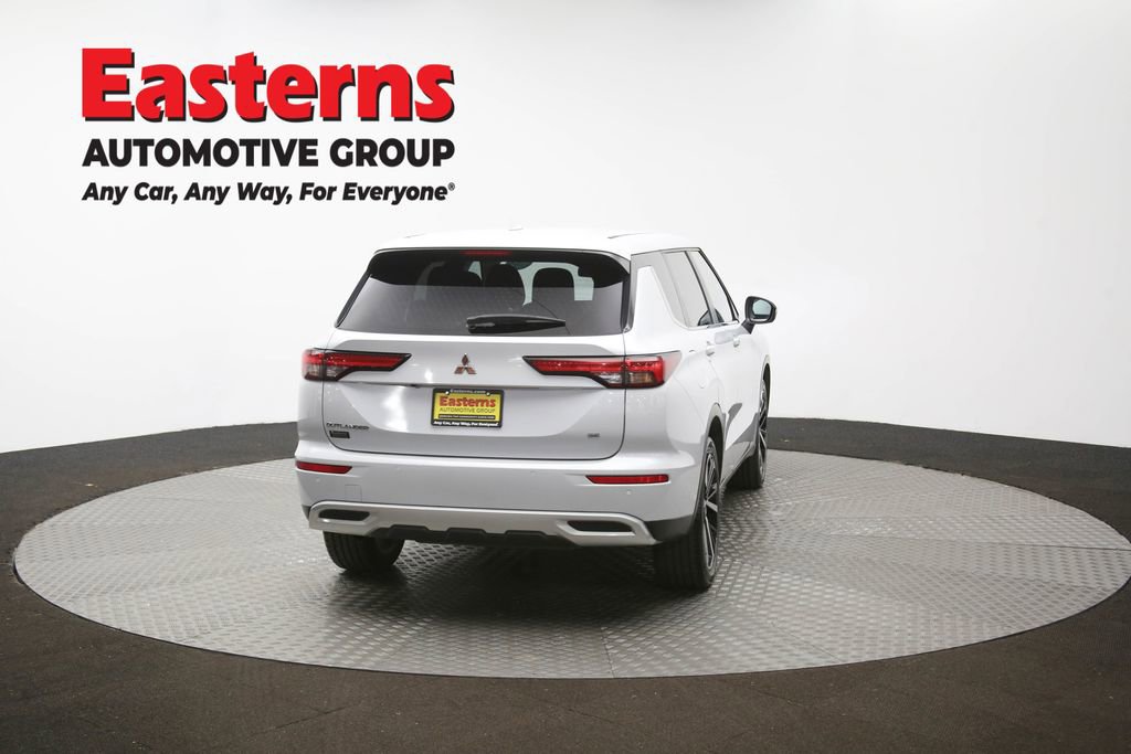 Used 2024 Mitsubishi Outlander SE image 38