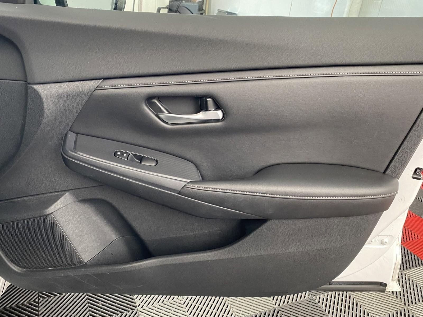 Used 2021 Nissan Sentra SV image 7