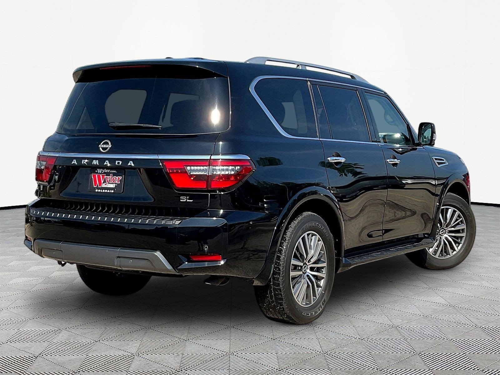Used 2024 Nissan Armada SL AWD/4WD image 6