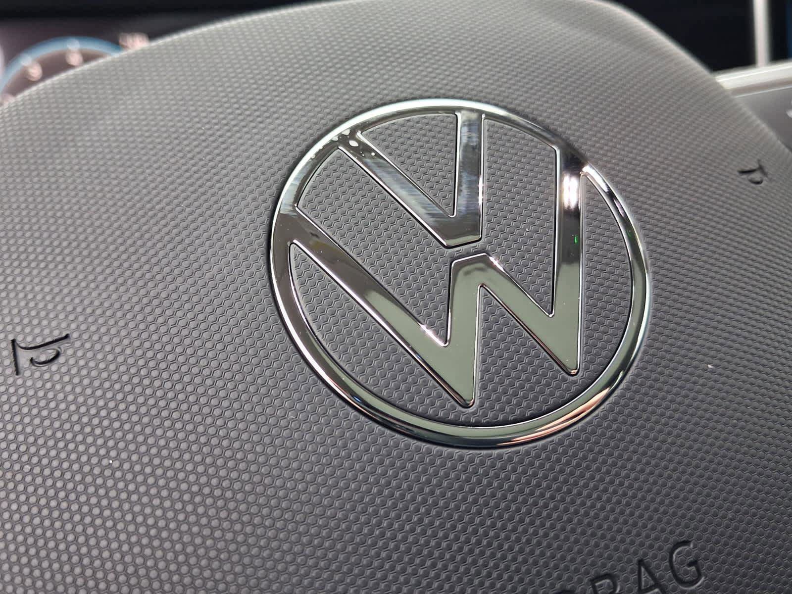 New 2026 Volkswagen Tiguan SE AWD/4WD image 23