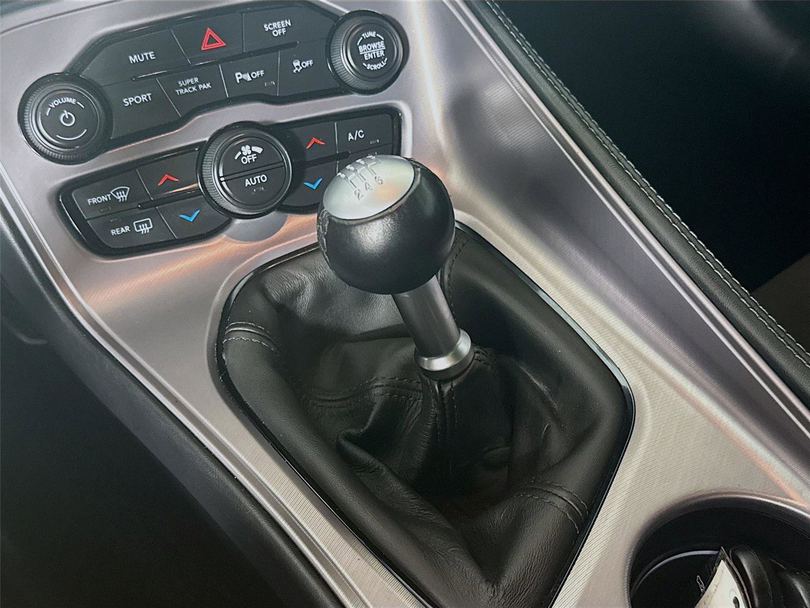 Used 2023 Dodge Challenger R/T w/ Shaker Package image 11