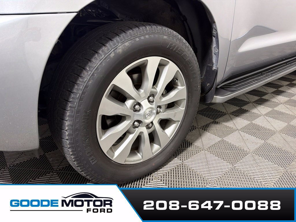 Used 2014 Toyota Sequoia Limited AWD/4WD image 29