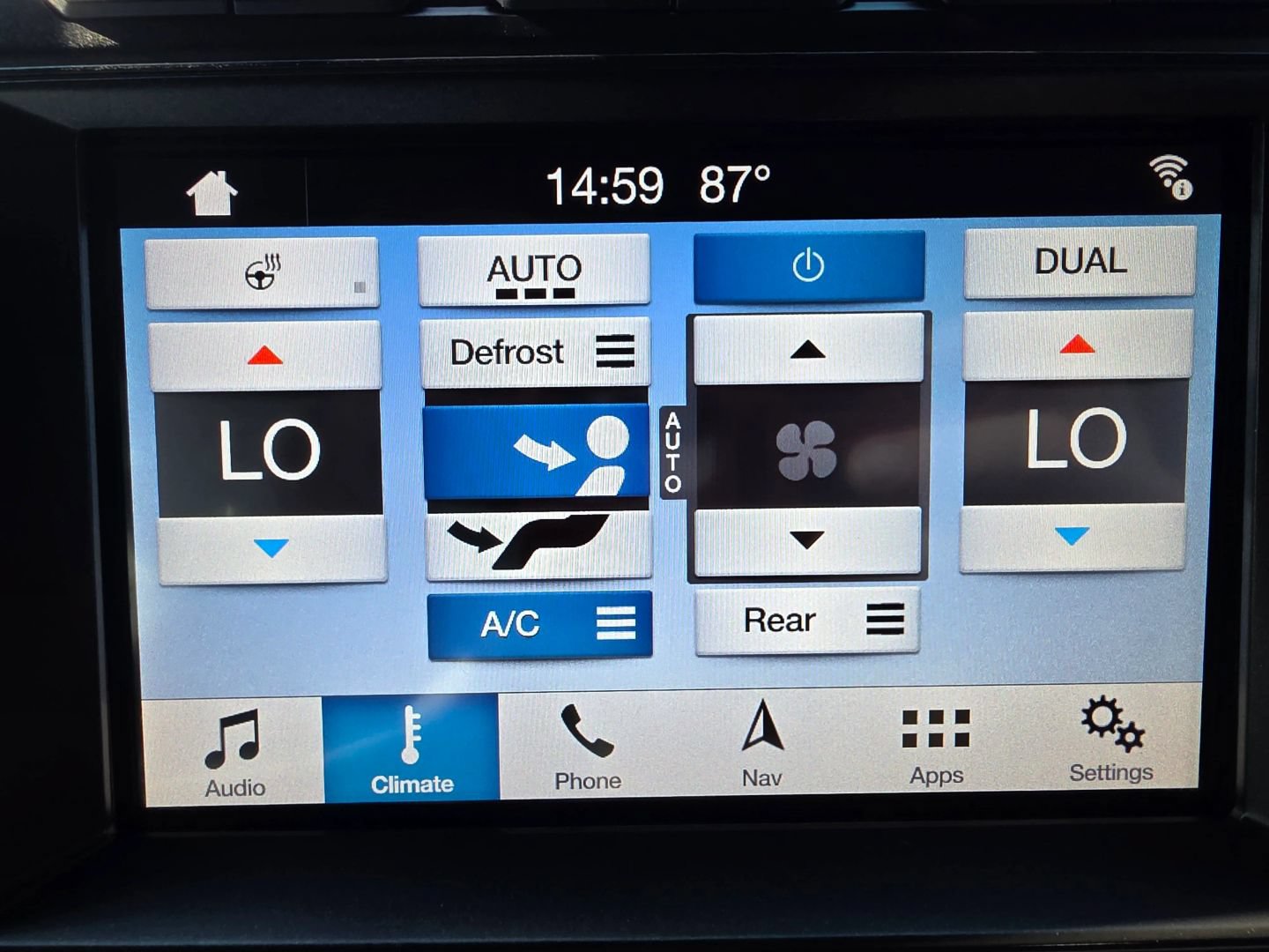 Used 2019 Ford Expedition Limited w/ Equipment Group 303A AWD/4WD image 26