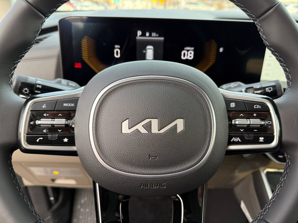 New 2026 Kia Carnival FWD image 22