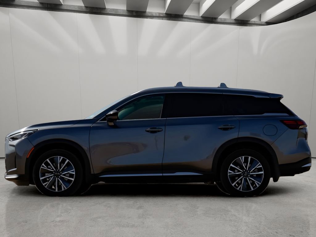 Certified 2026 INFINITI QX60 Luxe w/ Cargo Package image 3