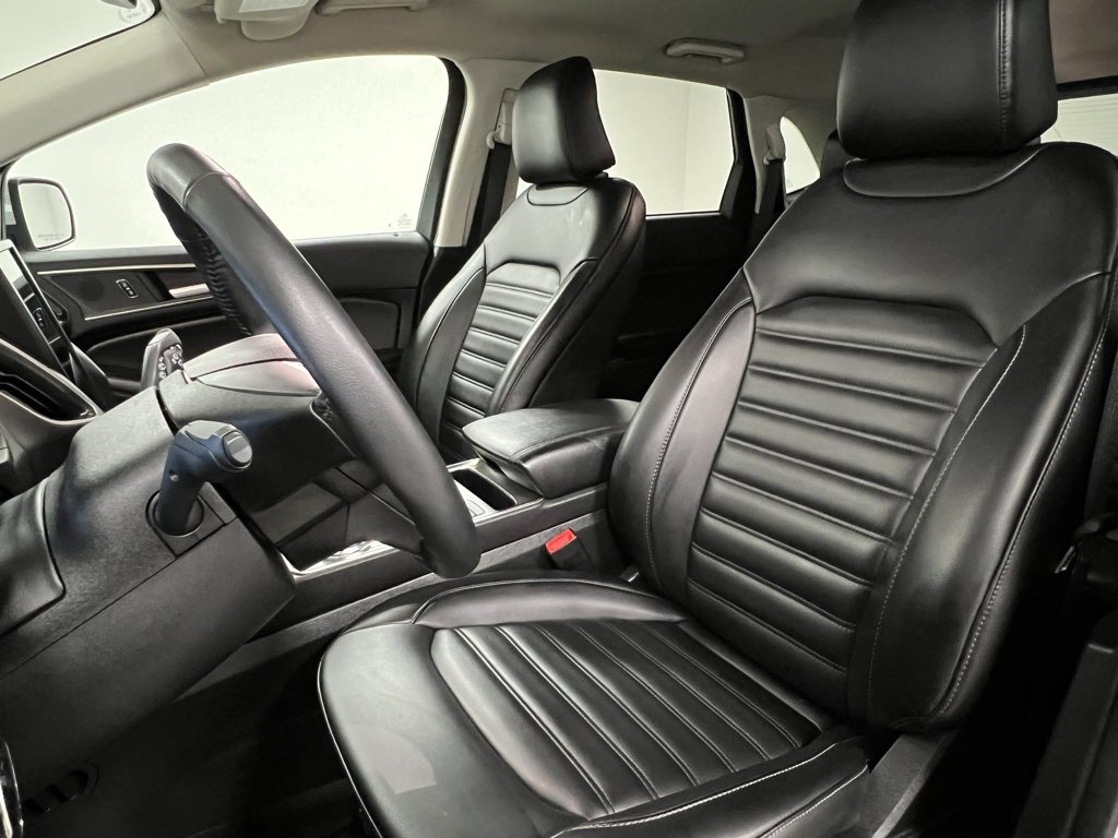 Used 2024 Ford Edge SEL image 22