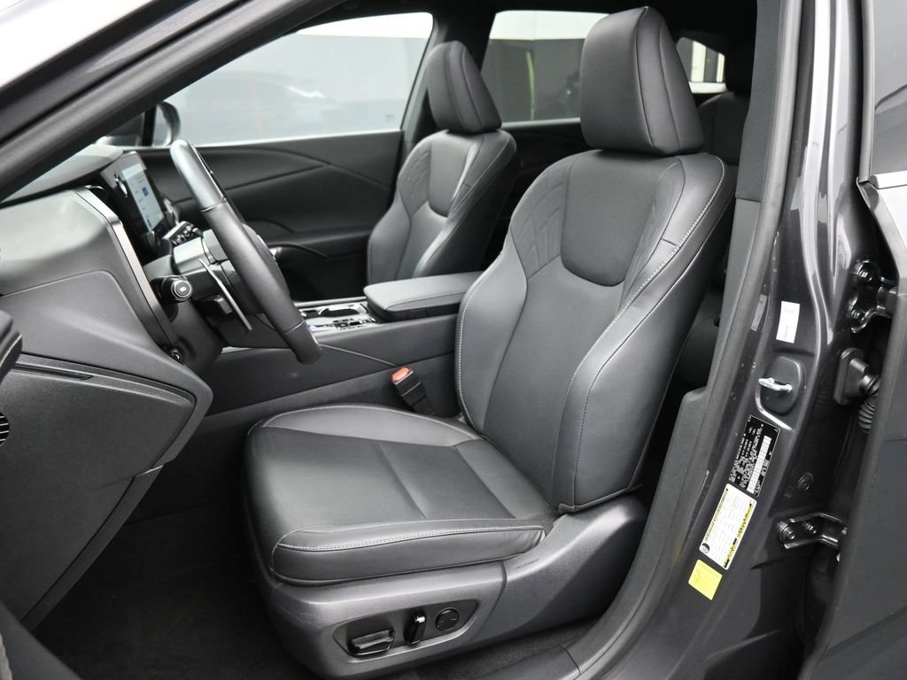Used 2024 Lexus RX 350 Premium w/ Accessory Package (Z1) AWD/4WD image 16