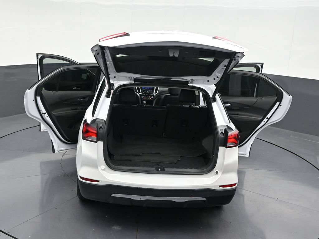 Used 2024 Chevrolet Equinox Premier FWD image 39