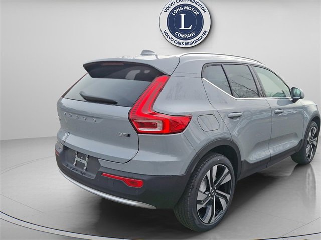 New 2025 Volvo XC40 B5 Plus w/ Protection Package Premier image 6