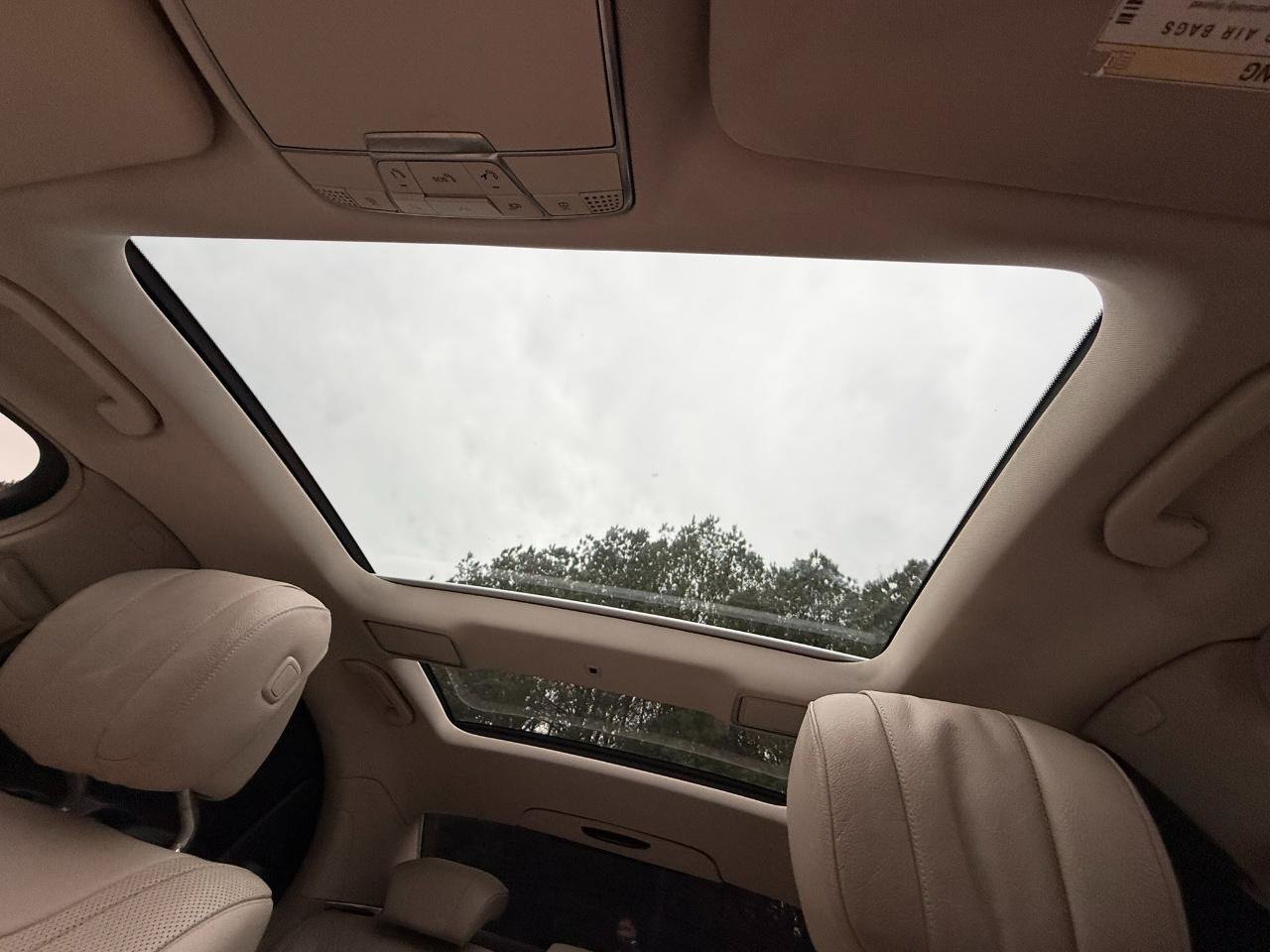 Used 2017 Mercedes-Benz S 550 Sedan image 26
