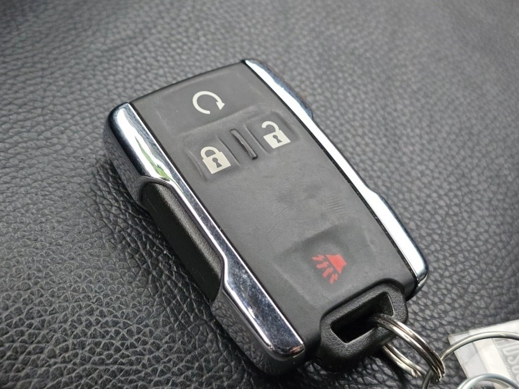 Used 2015 Chevrolet Silverado 3500 LTZ w/ LTZ Plus Package image 36