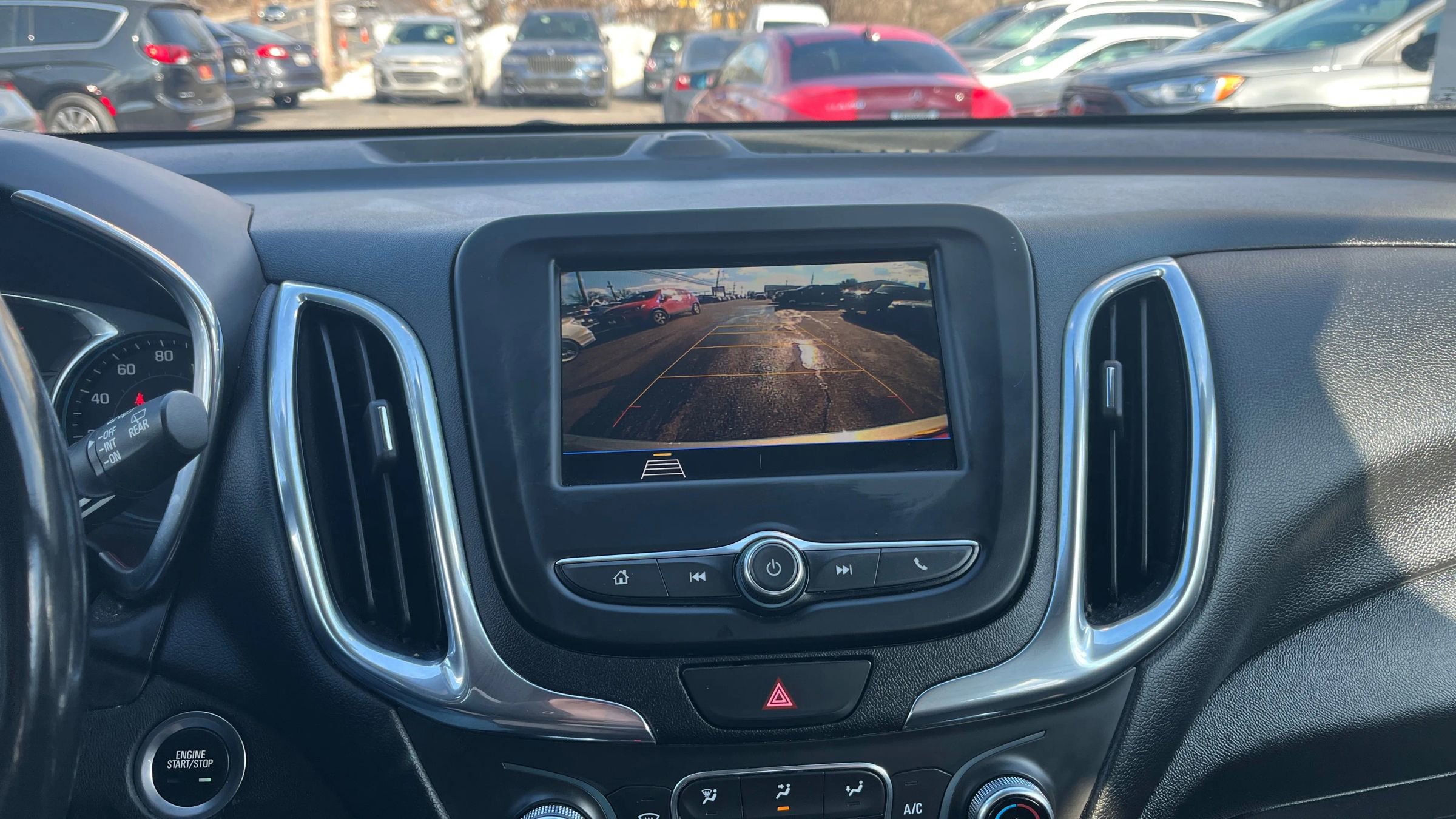 Used 2019 Chevrolet Equinox LT FWD image 22