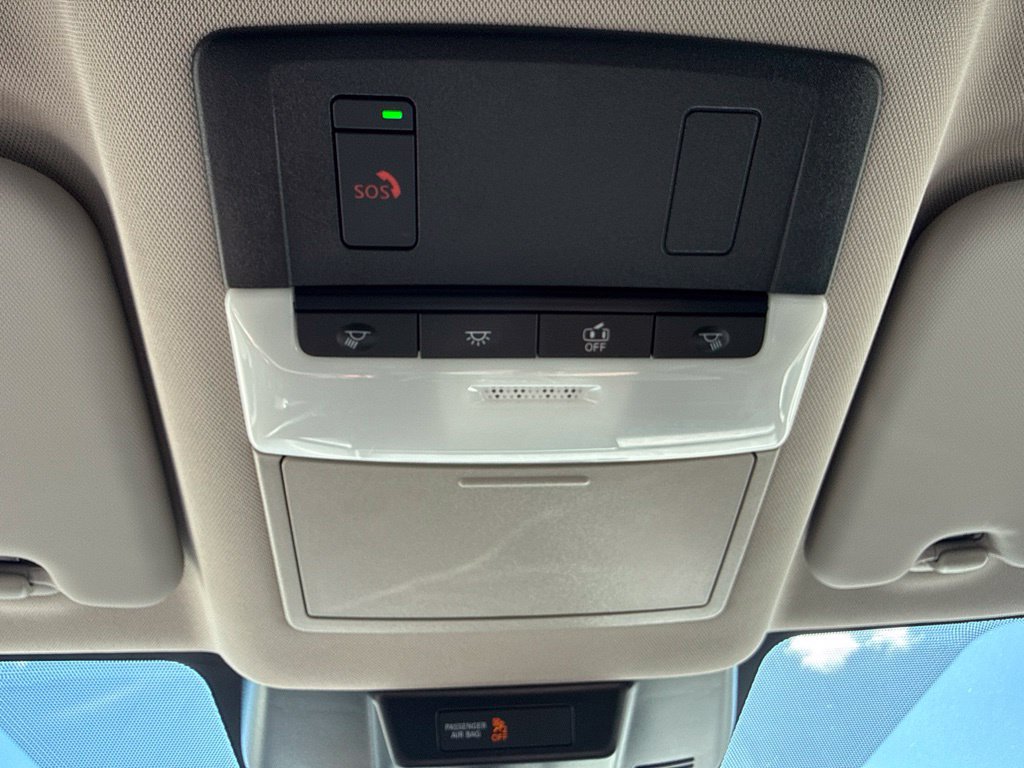 Certified 2026 Nissan Rogue SL AWD/4WD image 18