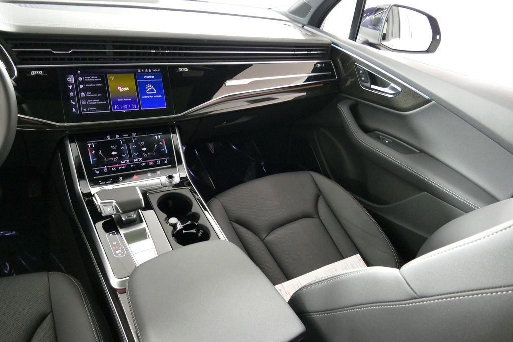 Certified 2025 Audi Q7 3.0T Premium Plus w/ Premium Plus Package AWD/4WD image 8