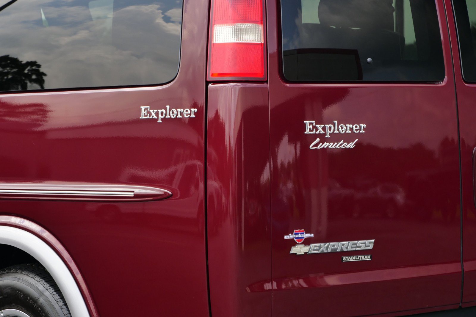 Used 2014 Chevrolet Express 1500 RWD image 59