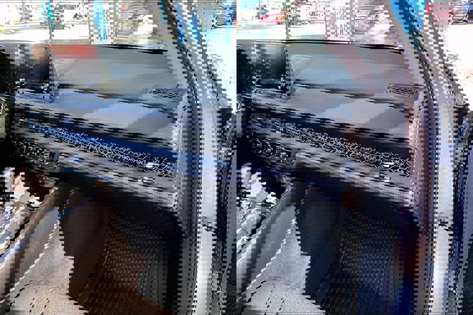 Used 2024 Honda Accord EX image 17