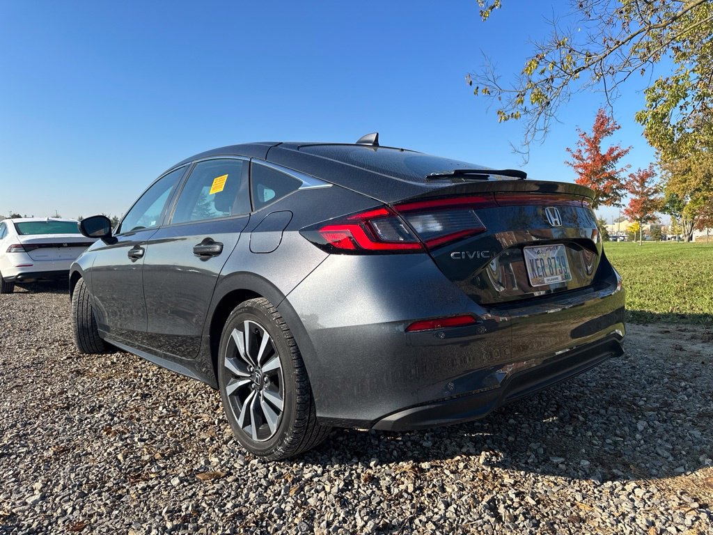 Used 2024 Honda Civic EX-L image 10
