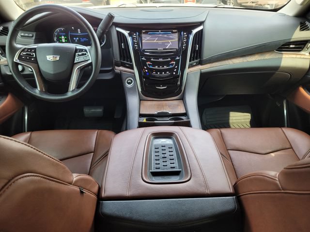 Used 2016 Cadillac Escalade Premium AWD/4WD image 12