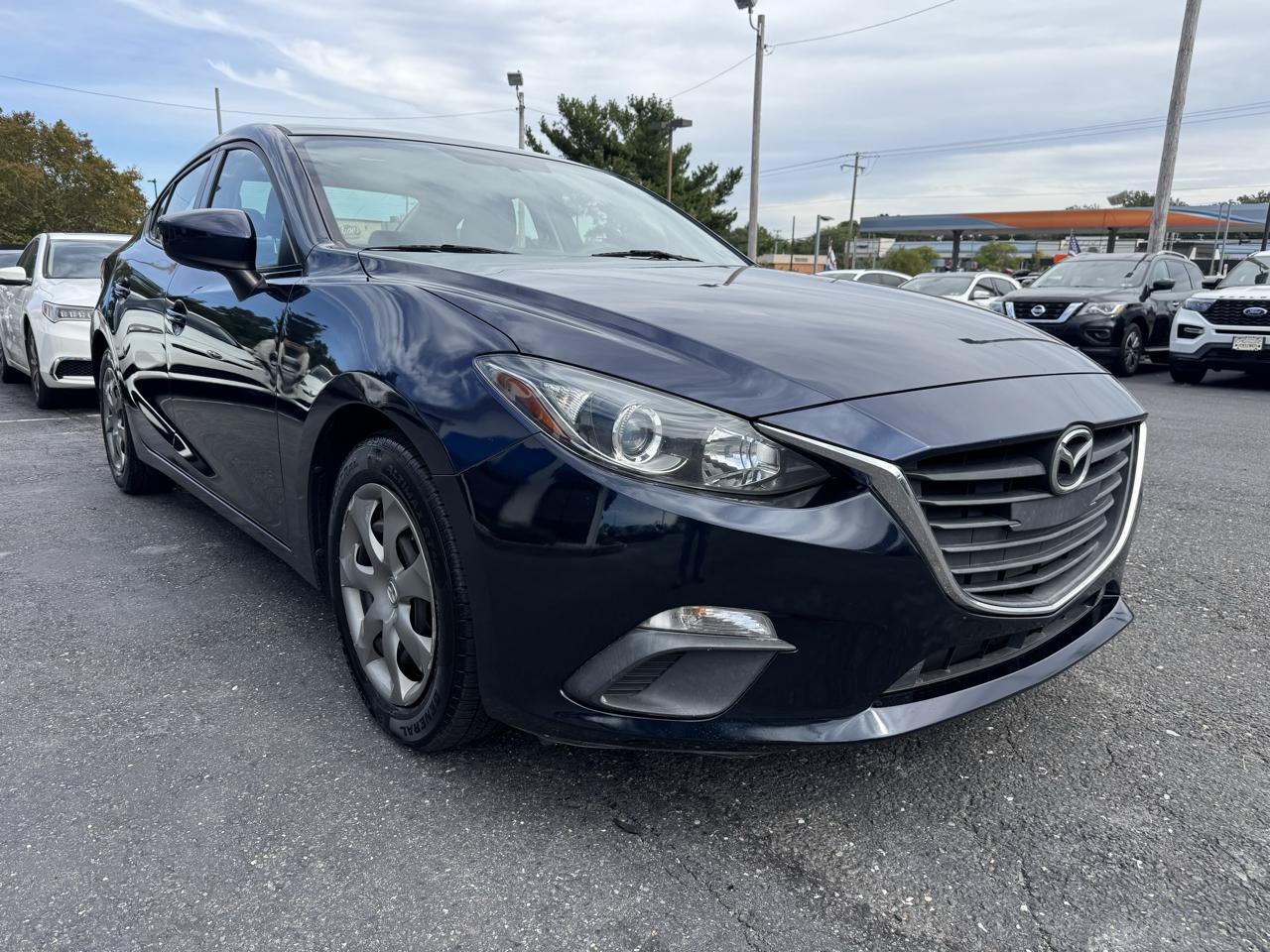 Used 2015 MAZDA MAZDA3 i Sport FWD image 3