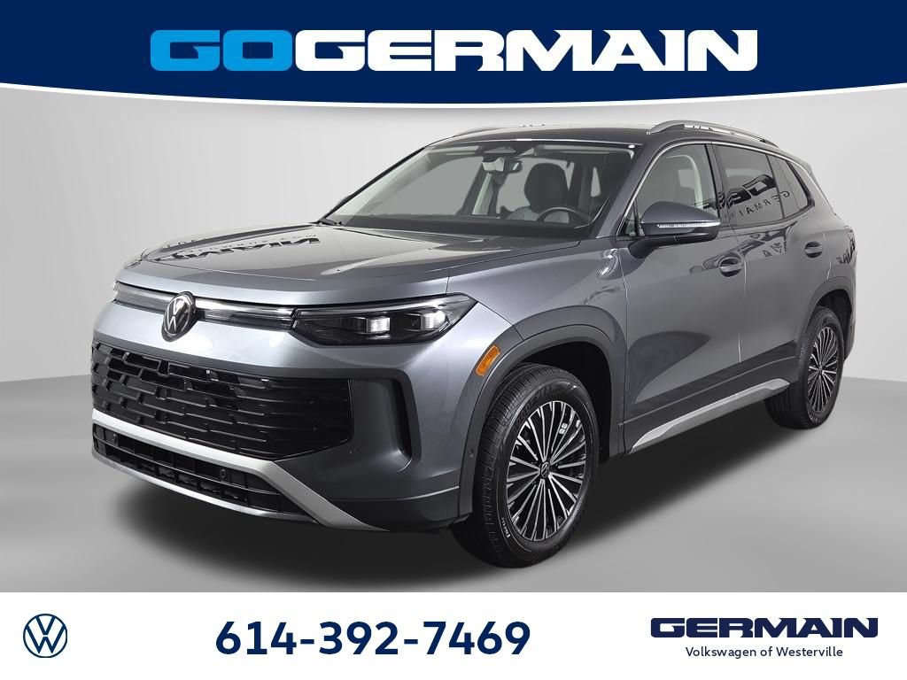 Certified 2025 Volkswagen Tiguan S AWD/4WD image 1