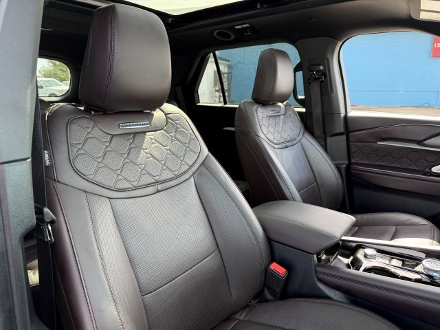 Certified 2025 Ford Explorer Platinum w/ LUX Leather Package AWD/4WD image 29