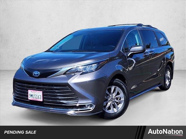 Certified 2024 Toyota Sienna XLE w/ XLE Plus Package