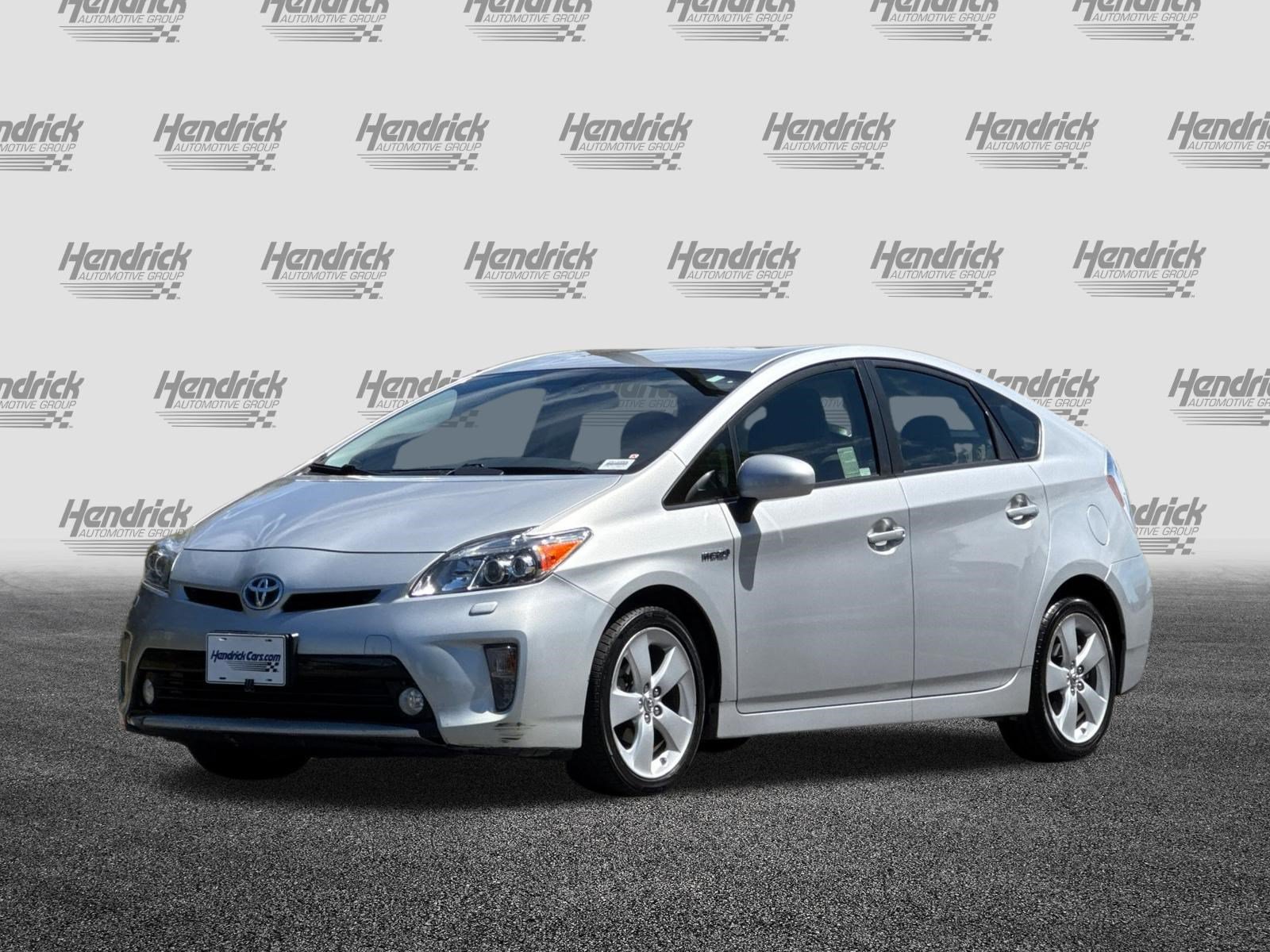 Used 2015 Toyota Prius Five FWD image 9