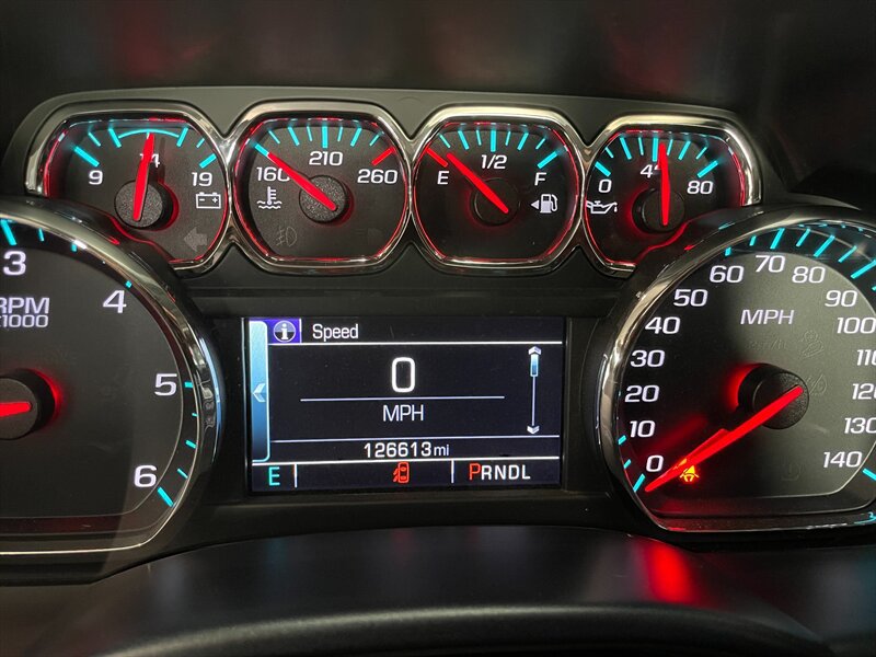 Used 2018 GMC Sierra 1500 SLE w/ SLE Value Package AWD/4WD image 12