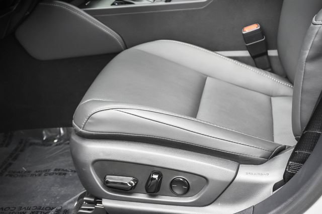Certified 2025 Lexus ES 350 w/ Premium Package FWD image 11