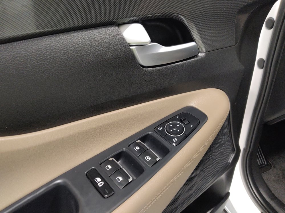Used 2023 Hyundai Santa Fe SEL AWD/4WD image 27
