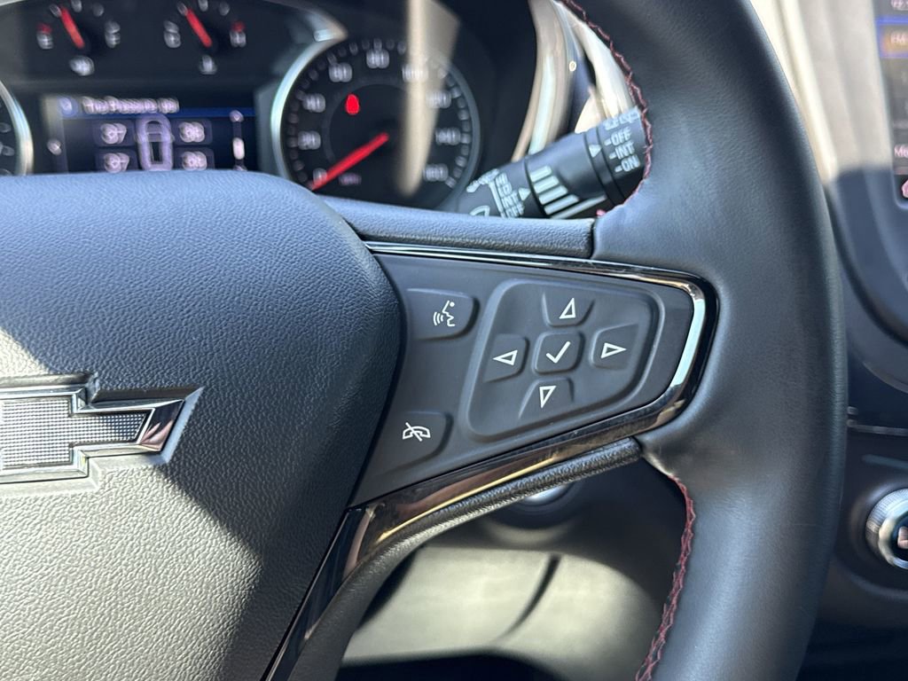 Used 2023 Chevrolet Equinox RS image 27