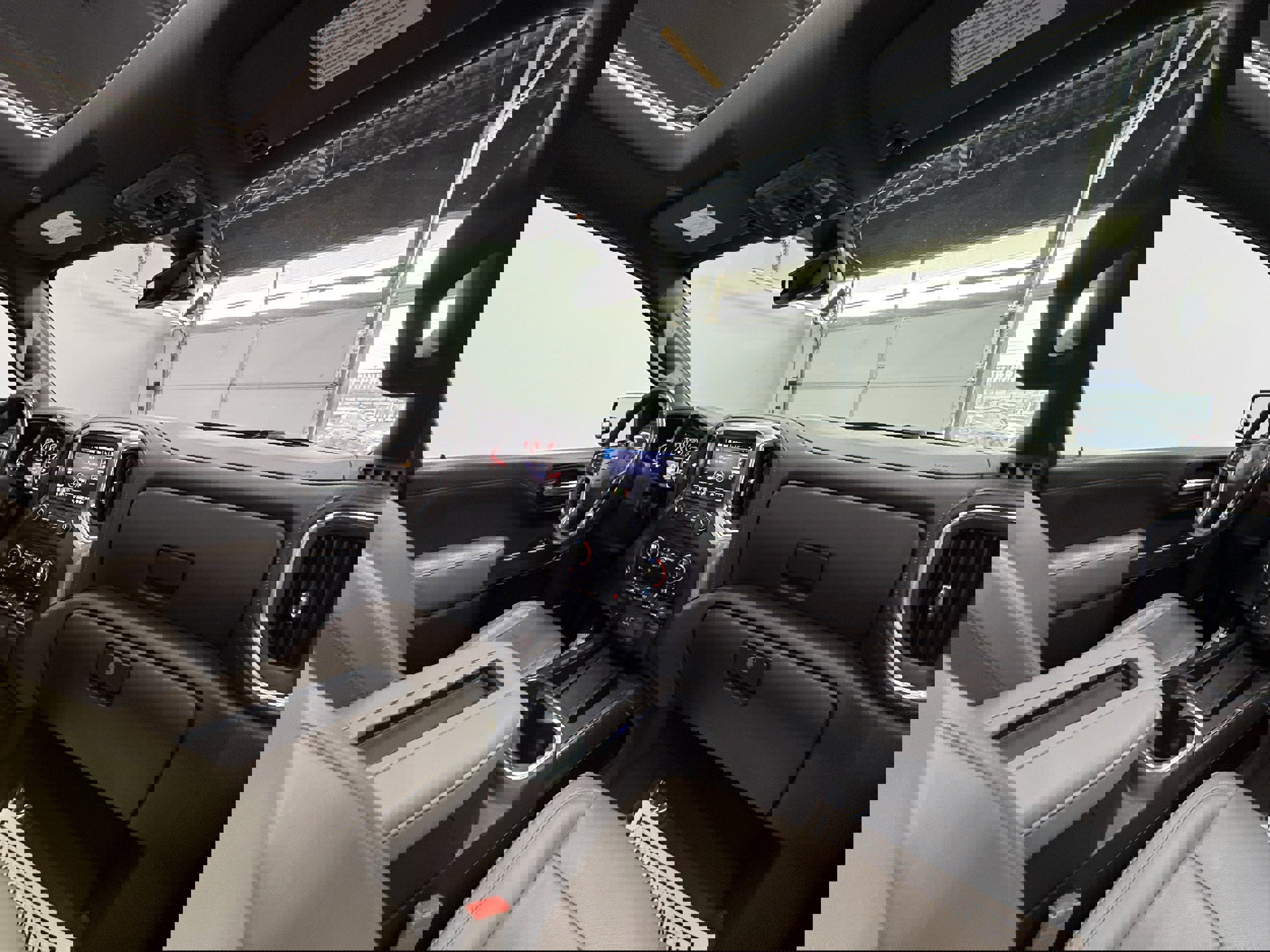 Used 2020 Chevrolet Silverado 1500 LTZ w/ LTZ Premium Package image 26