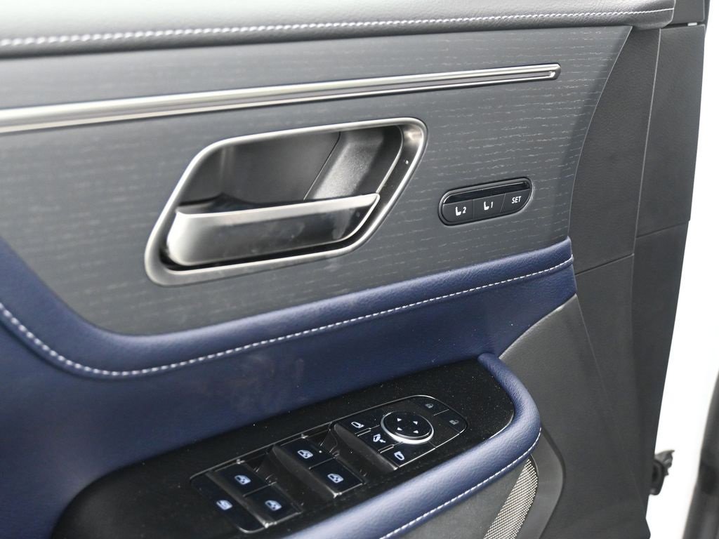 New 2026 INFINITI QX80 4WD image 17