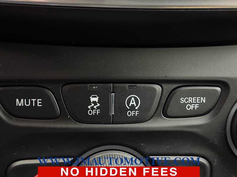 Used 2019 Jeep Cherokee Limited image 36