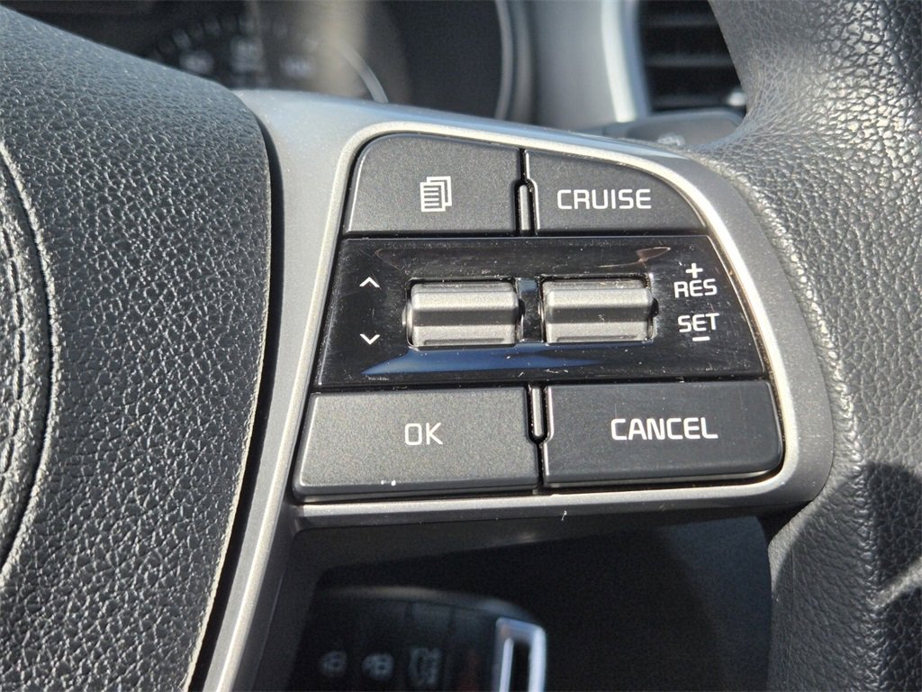 Used 2020 Kia Sorento LX image 28